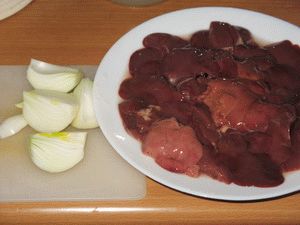 kurinaja20pechen20i20luk20pered20mjasorubkoj