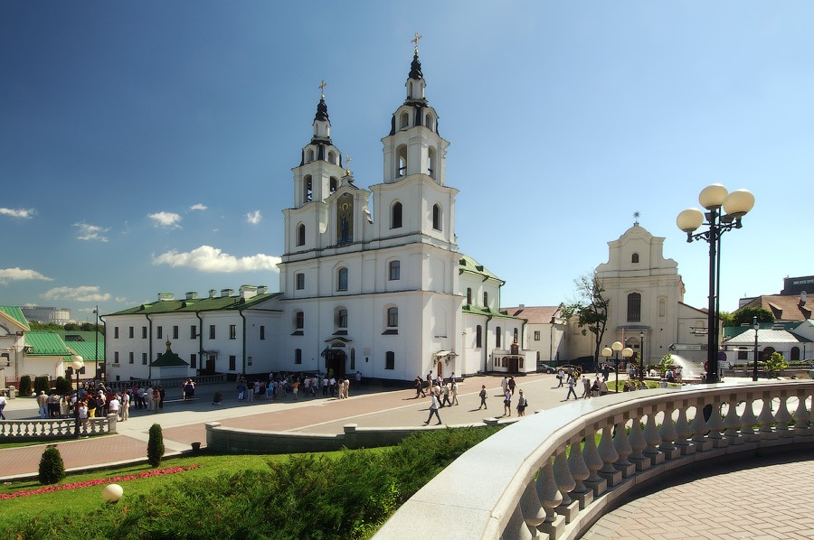 38-cathedral-of-the-holy-spirit-in-minsk-16-1444052266